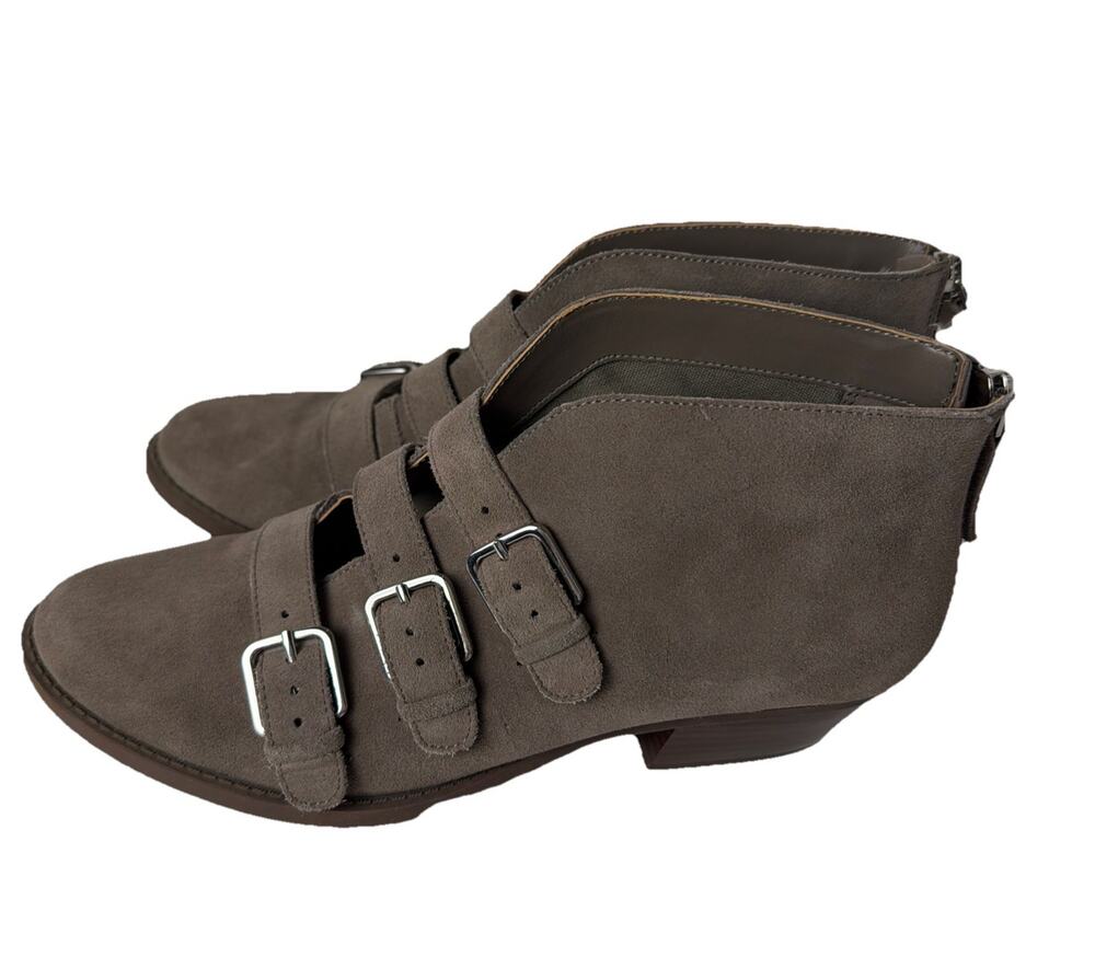 Nine West Kigero 3 Buckle Gray Suede BackZip Bootie Size 8M